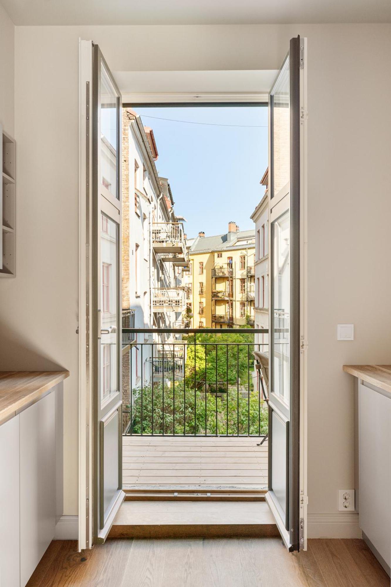 Dinbnb Gruenerlokka I 2-bedroom With Double Queen & Balcony Apartment